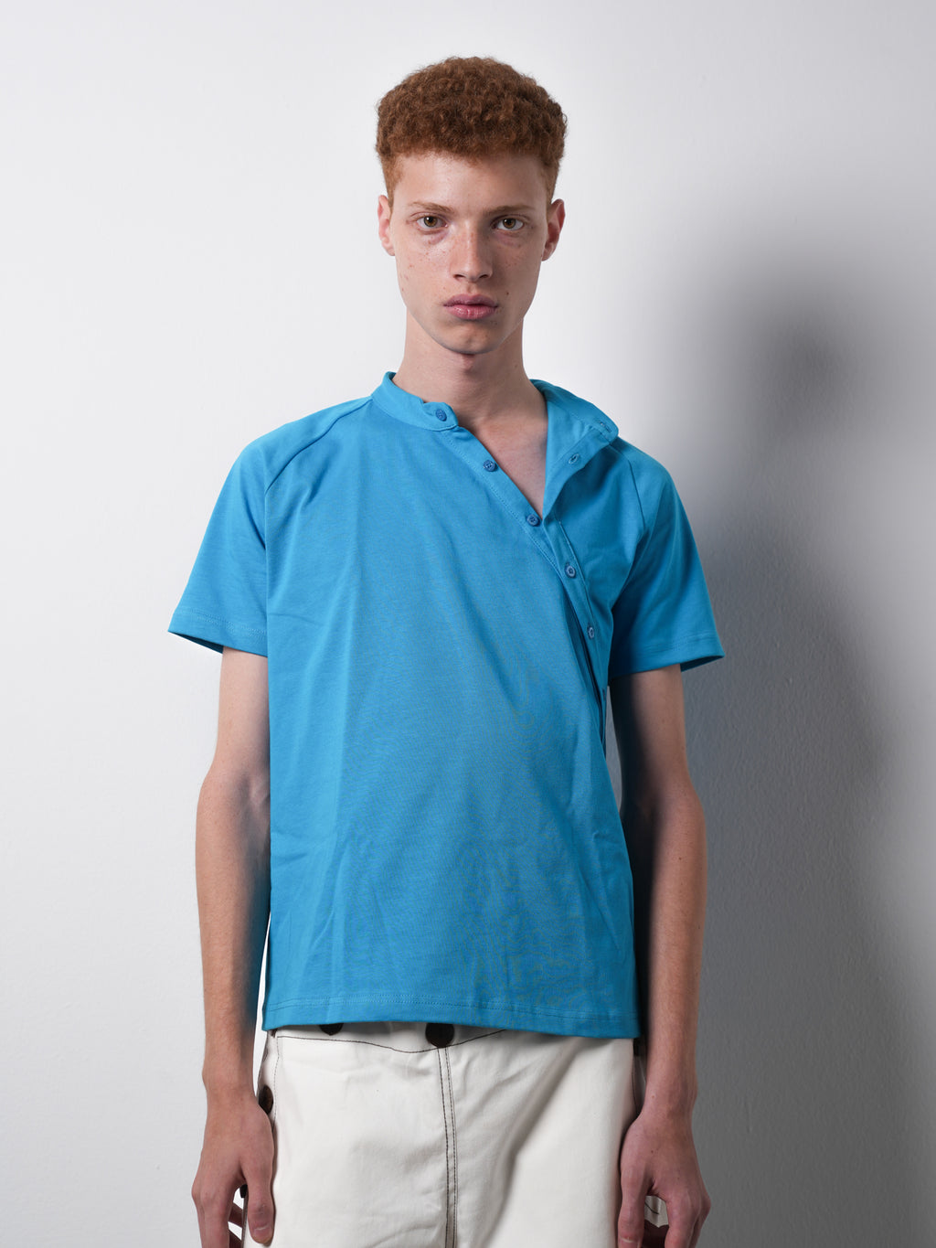 OPEN COLLAR TEE TURQUOISE 001