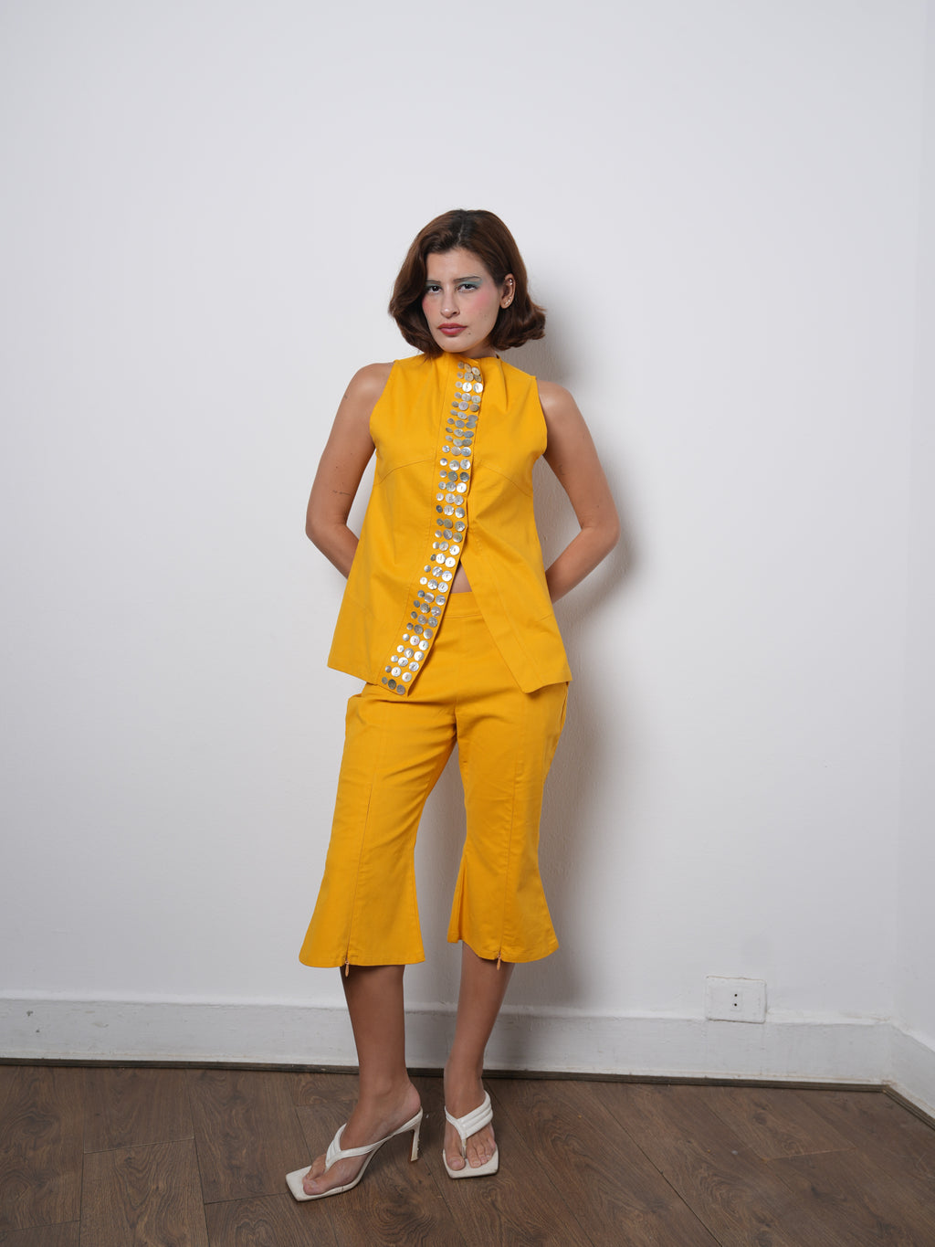 VEIL CAPRI MUSTARD YELLOW 001