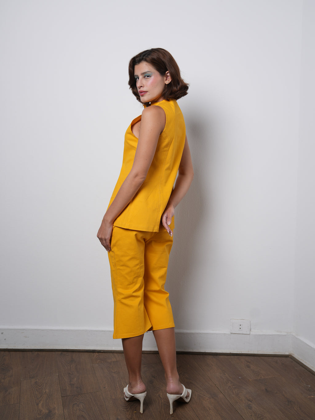 VEIL CAPRI MUSTARD YELLOW 001