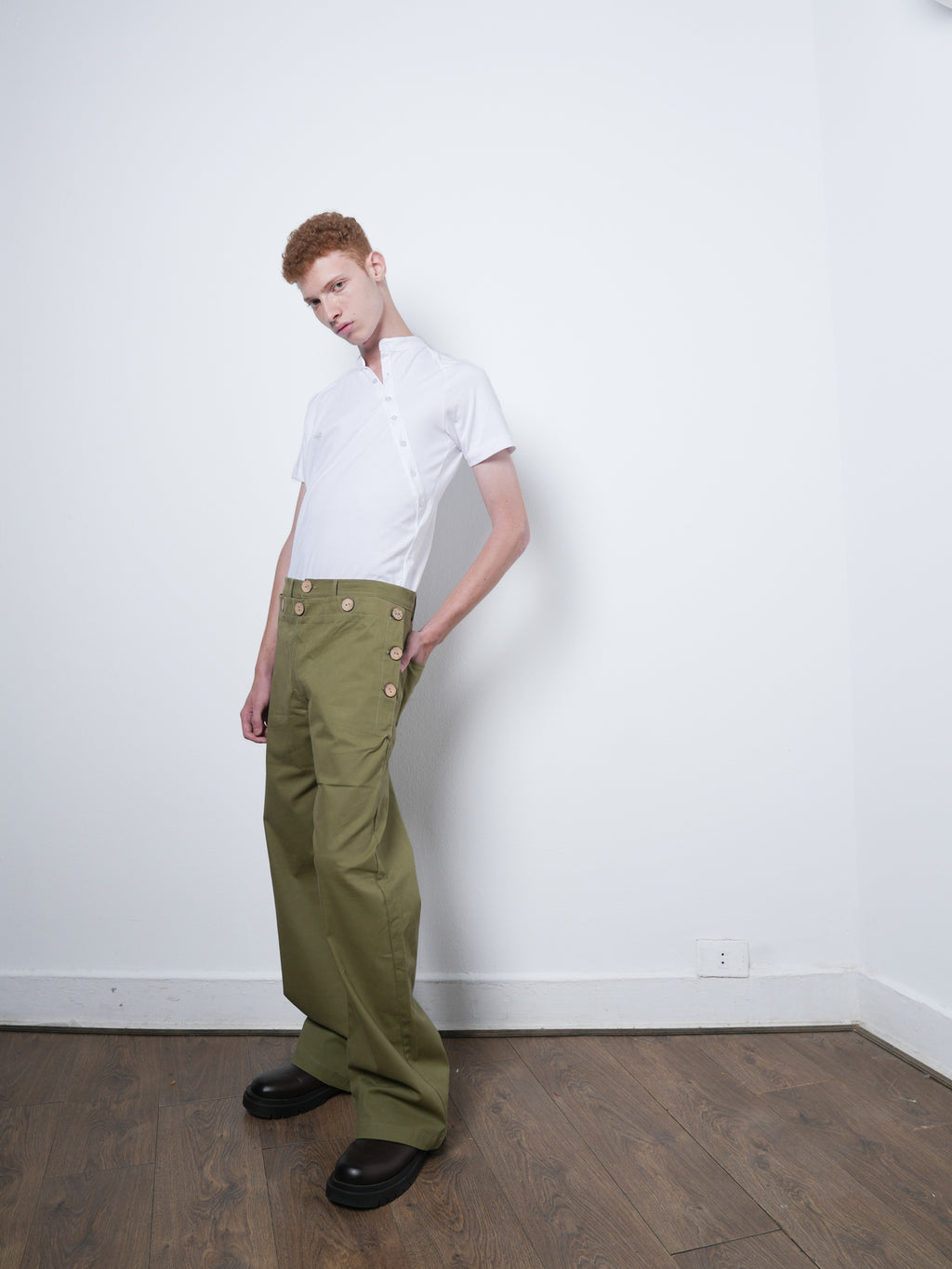 FLARE PANTS KHAKI GREEN 001