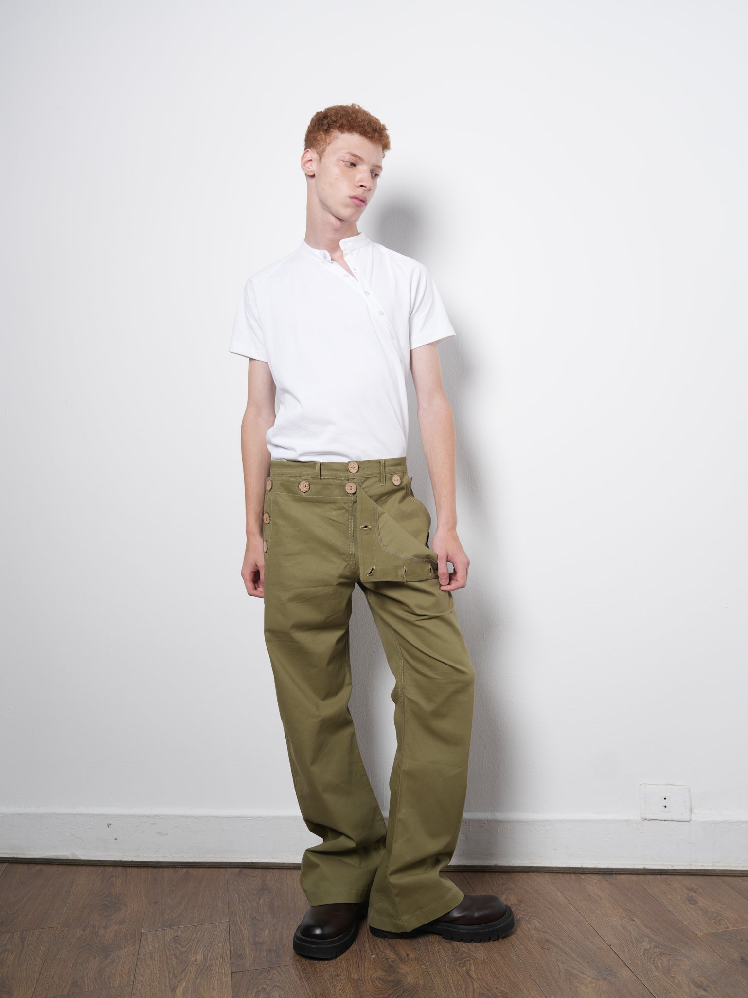 FLARE PANTS KHAKI GREEN 001