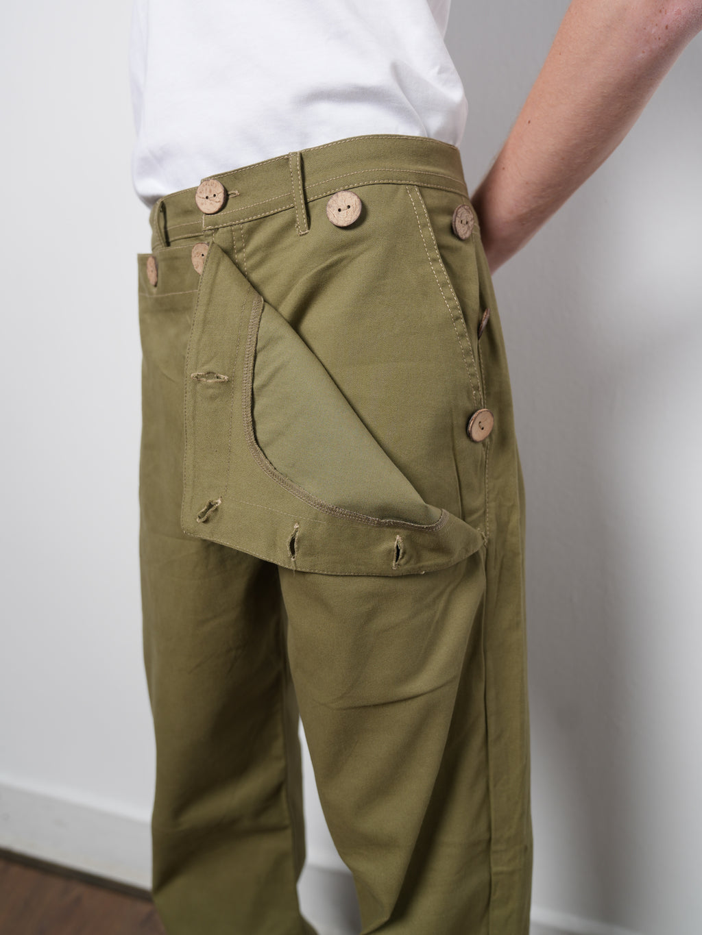 FLARE PANTS KHAKI GREEN 001